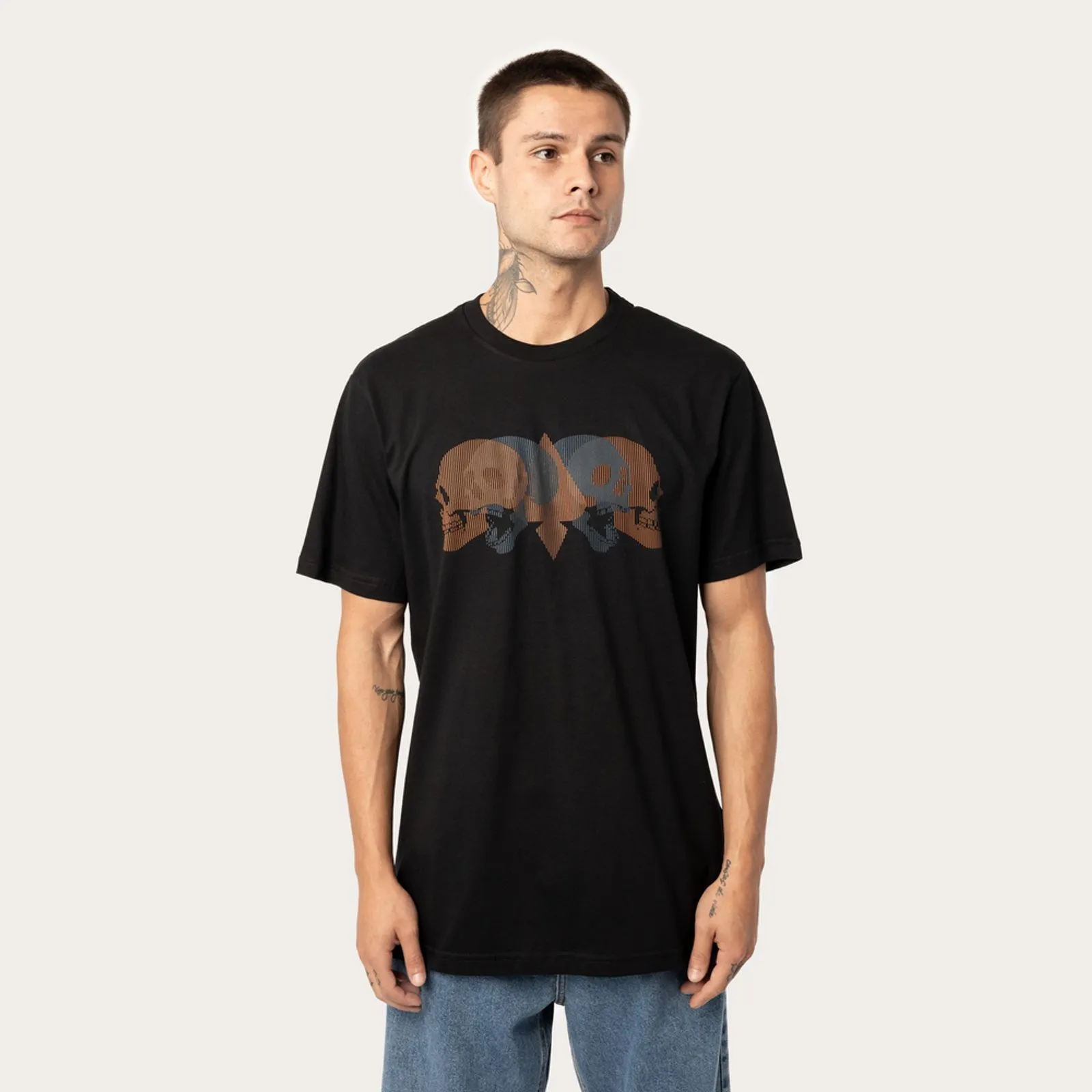 Camiseta MCD Regular Skull Relevo