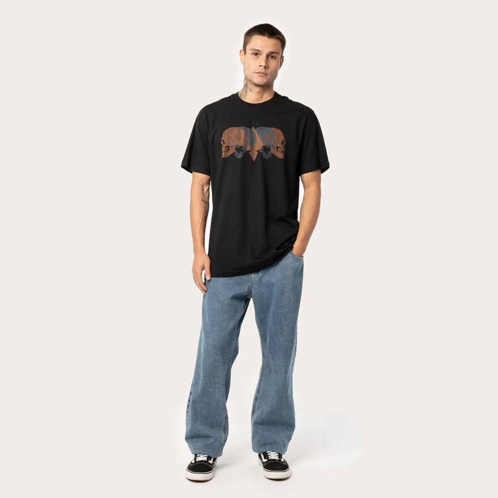 Camiseta MCD Regular Skull Relevo - Imagem 2