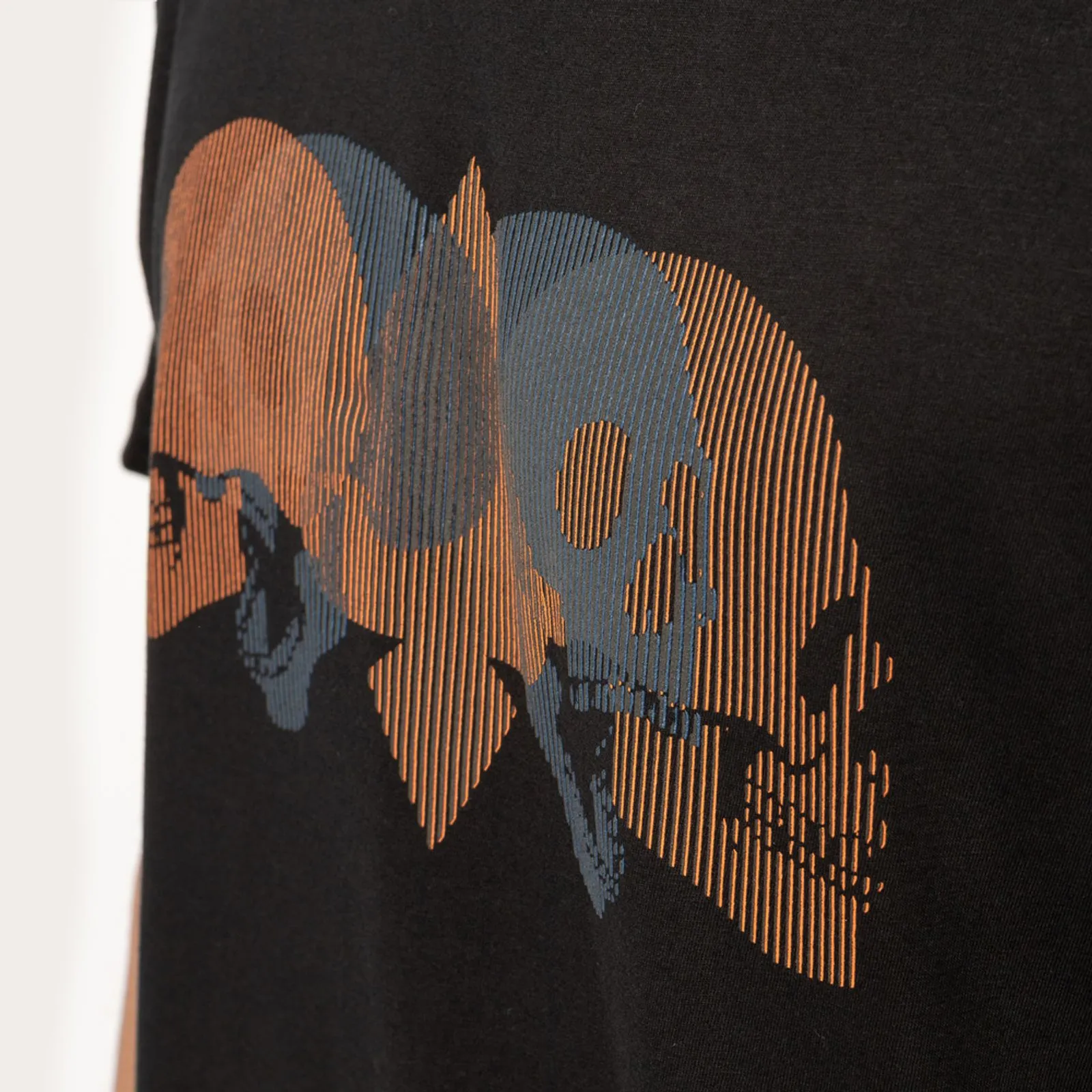 Camiseta MCD Regular Skull Relevo - Imagem 3